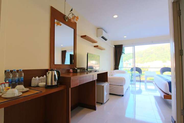 Room 40 of 60