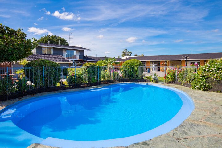 Pool 49 of 70