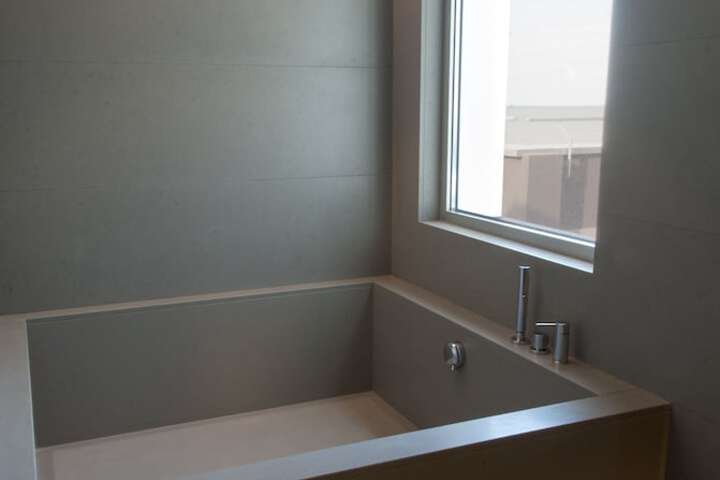 Room 51 of 105