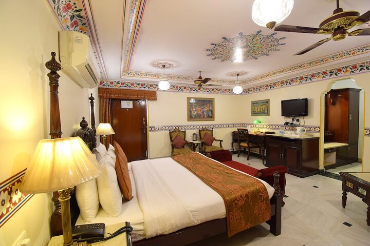 Room 58 of 126