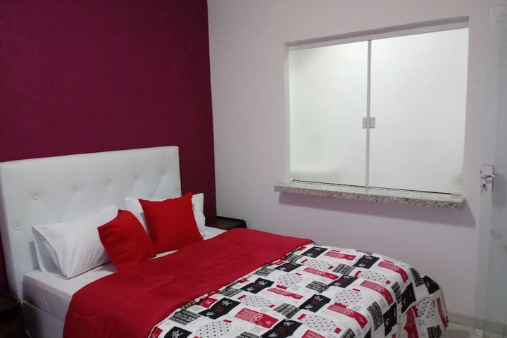 Room 3 of 35