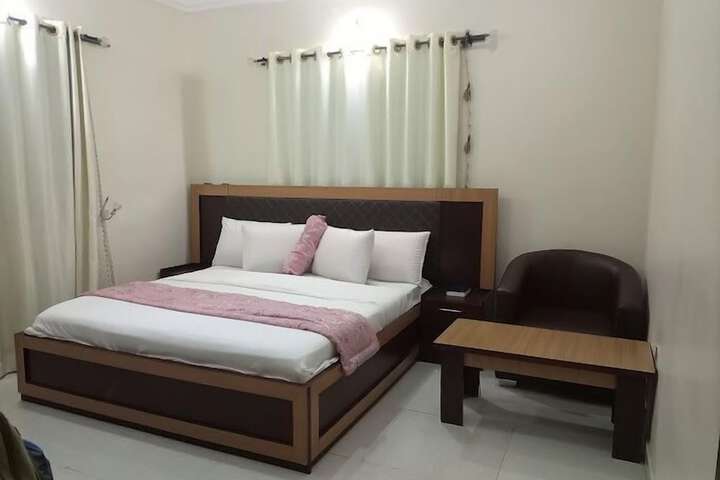 Room 5 of 59