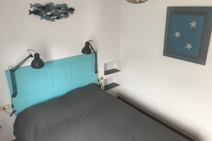 Room 9 of 47