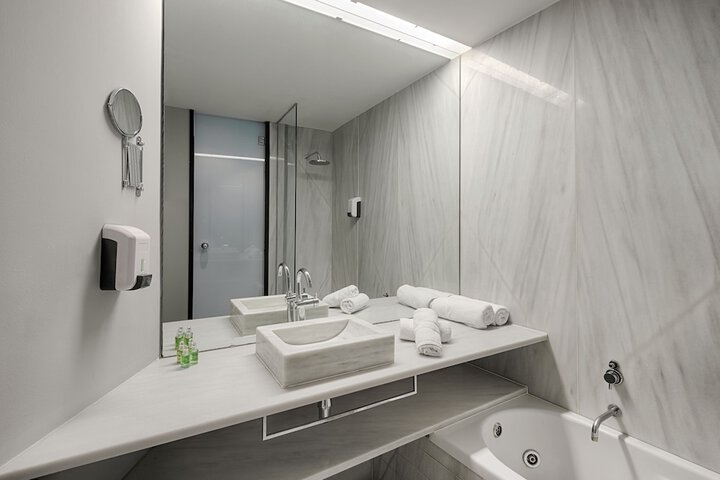 Clean Restrooms