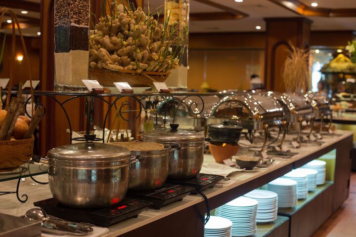 Dining 44 of 71