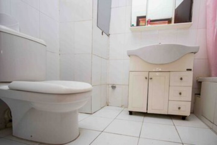 Room 3 of 13