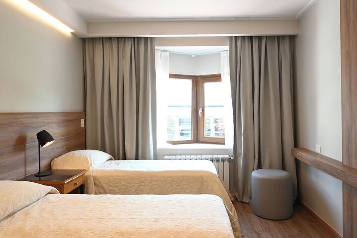 Room 9 of 24