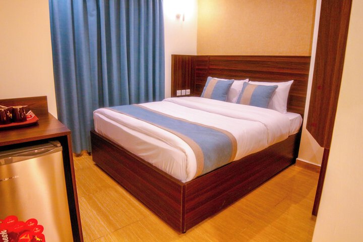 Room 2 of 14