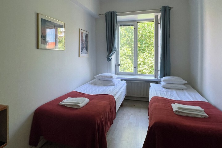 Room 44 of 87