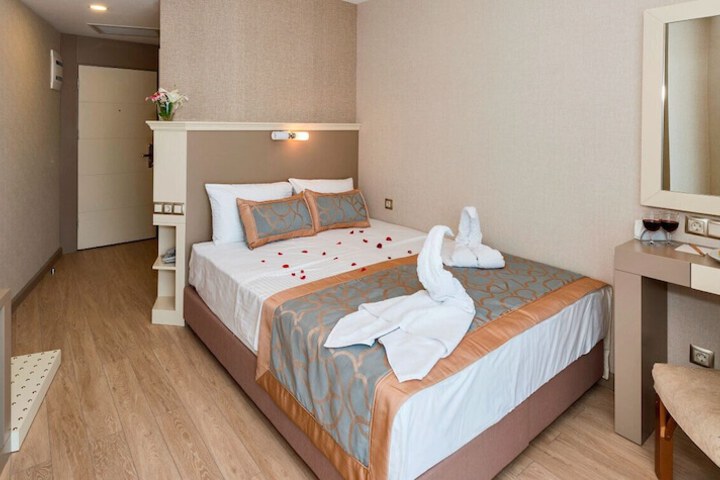 Marcello Hotel