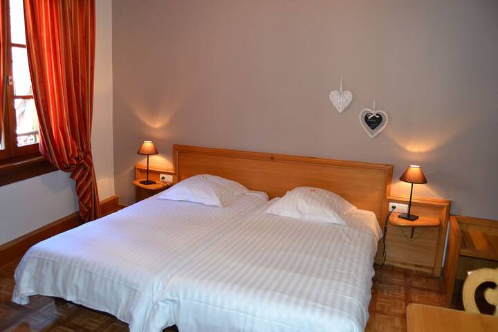Room 7 of 96