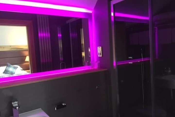 Room 21 of 54