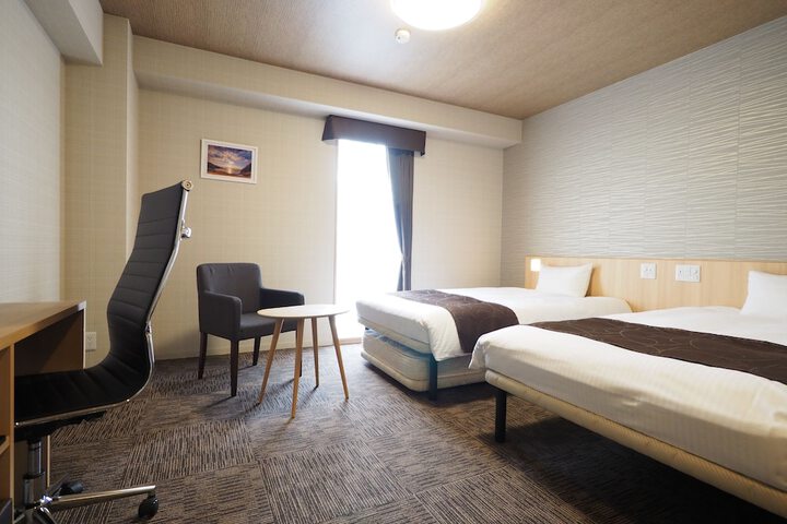 Room 14 of 43