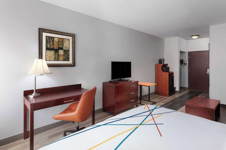 Room 12 of 40