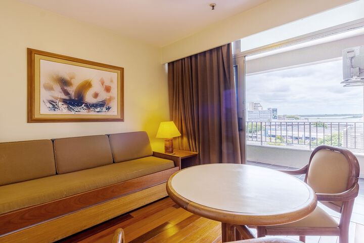 Room 32 of 132