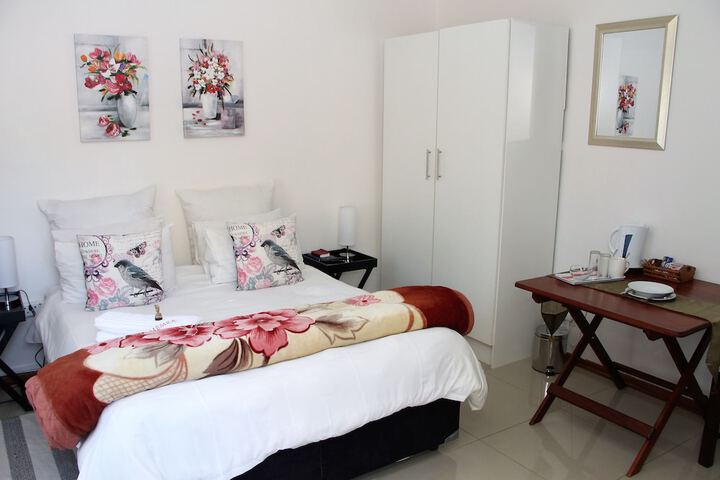 Room 13 of 52
