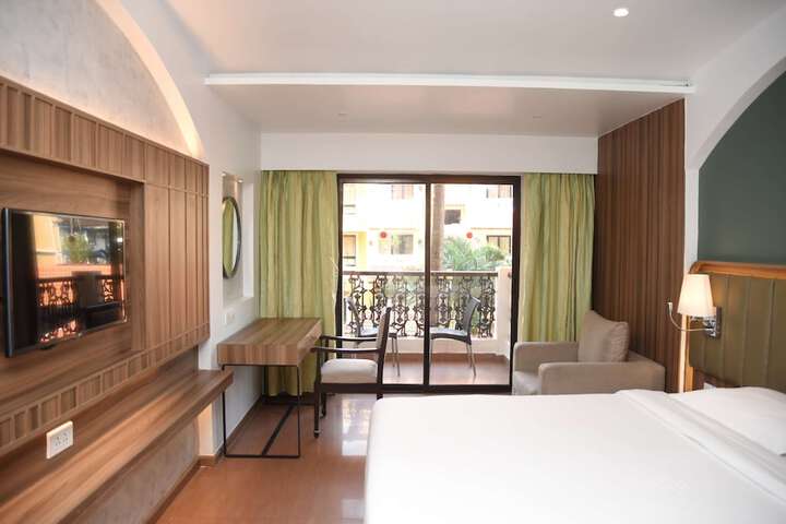 Room 49 of 143
