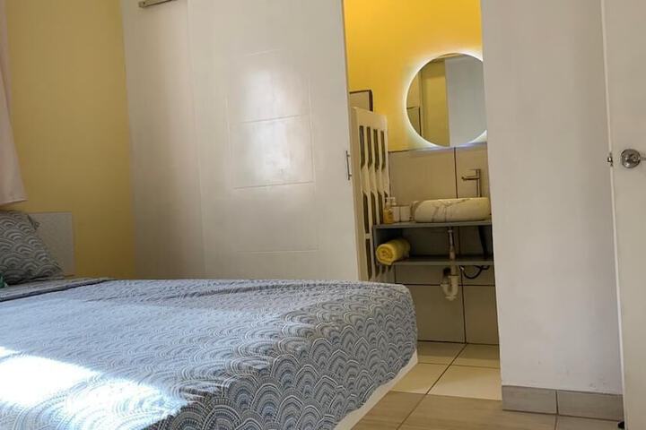 Room 8 of 17