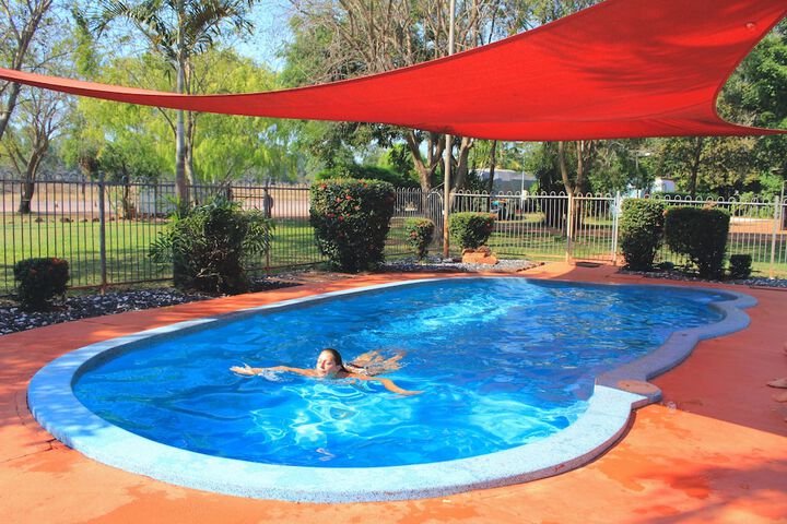 Pool 11 of 20