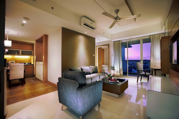 Room 18 of 37