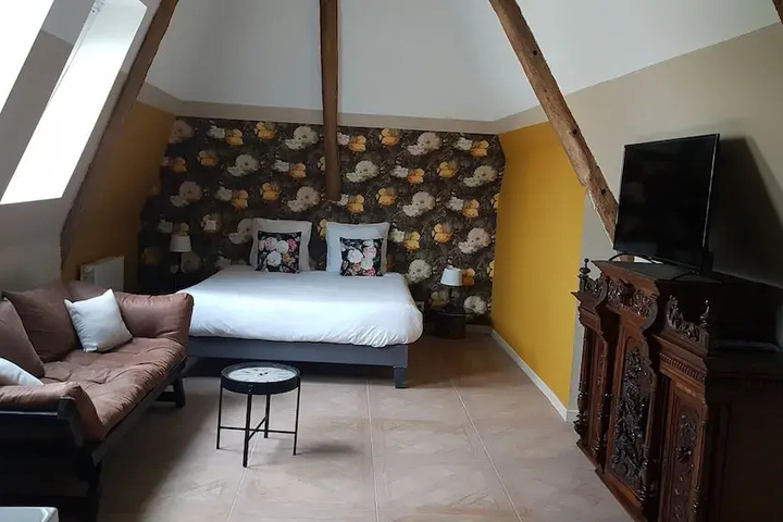 Room 3 of 14