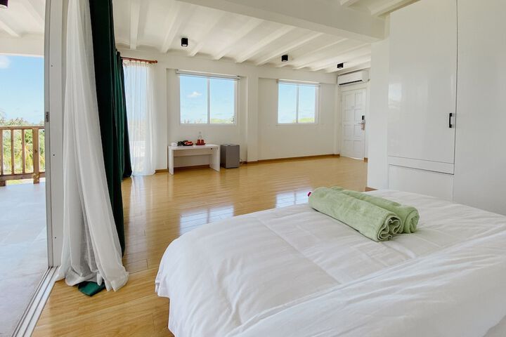 Room 11 of 55