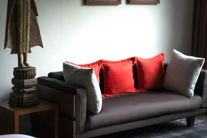 Room 16 of 94