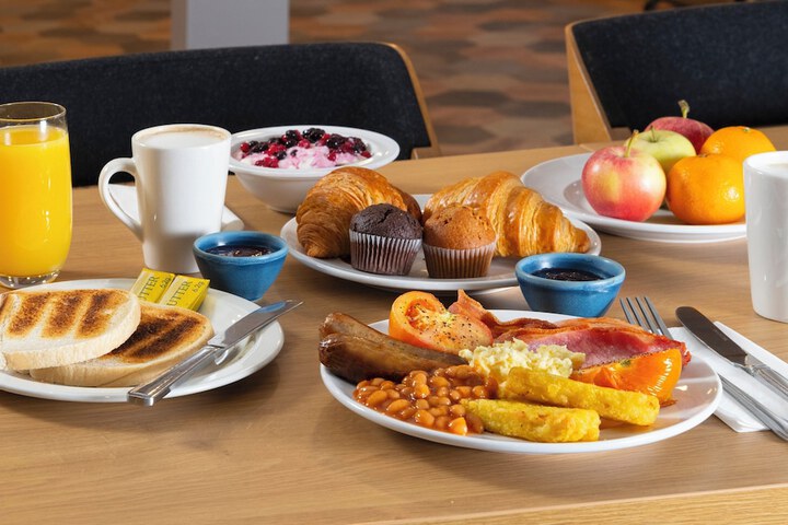 Breakfast/Coffee Service 35 of 50