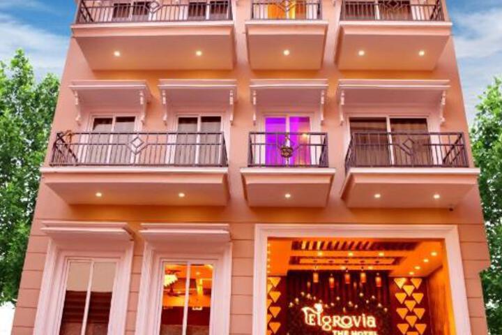 Hotel Elgrovia