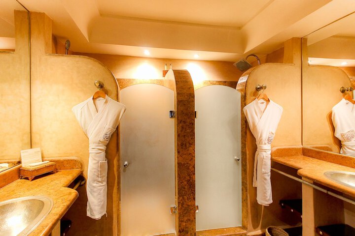 Room 47 of 79