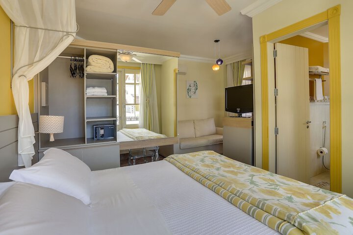 Room 18 of 55