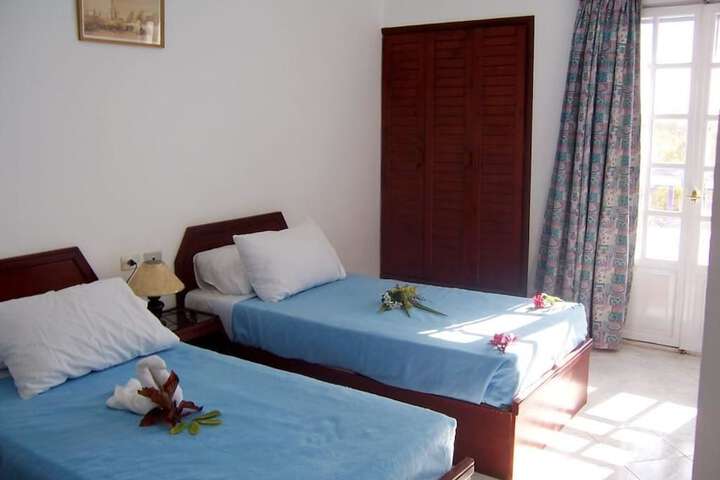 Room 7 of 17