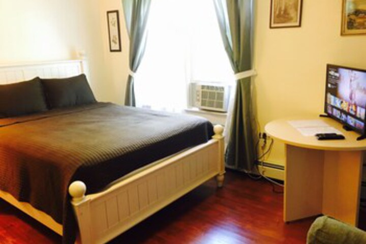 Room 4 of 246