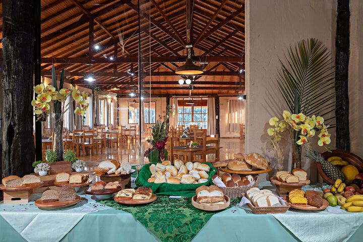 Breakfast/Coffee Service 118 of 141