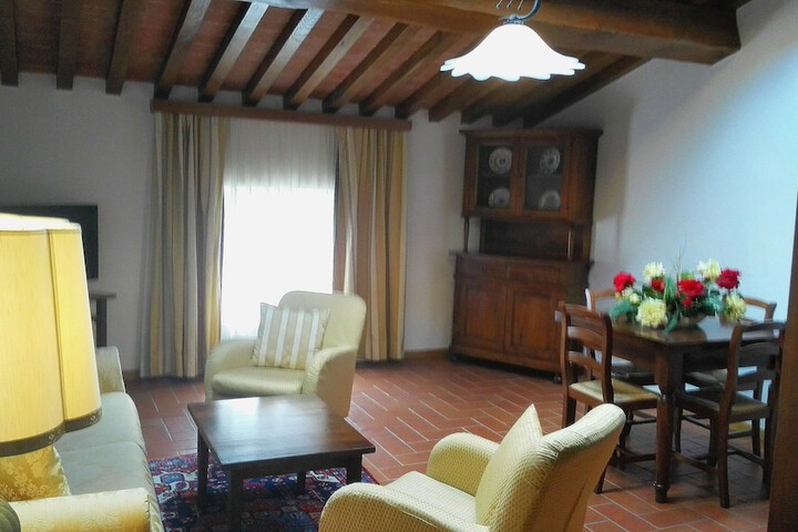 Room 2 of 23