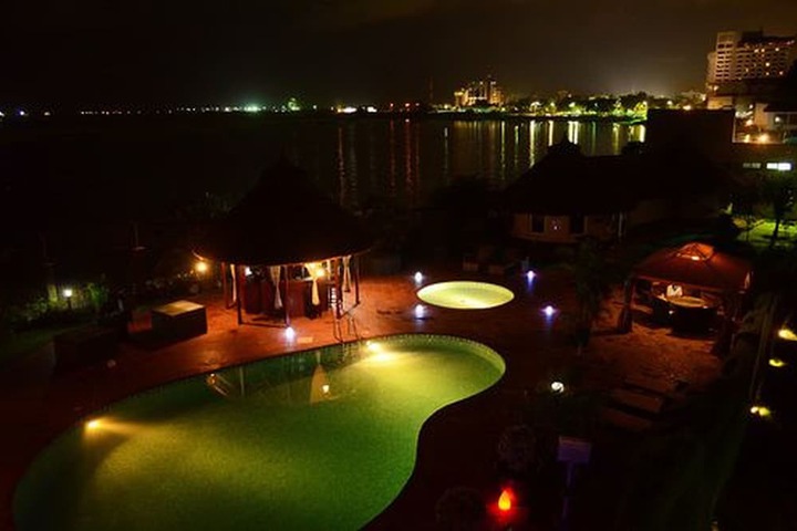 Pool 20 of 43