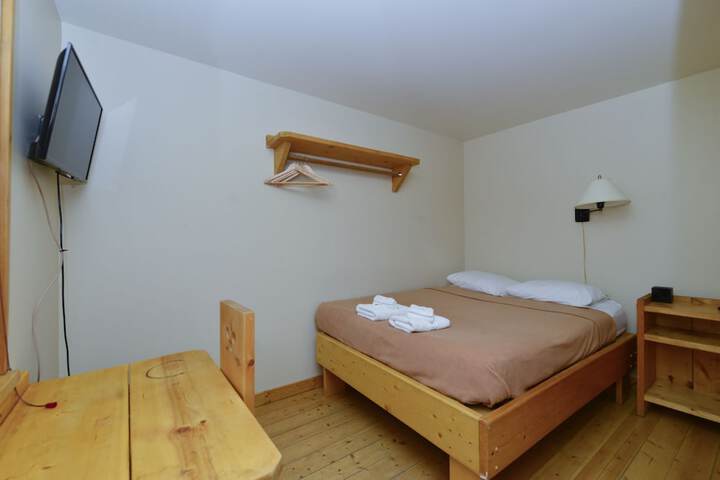Room 7 of 15