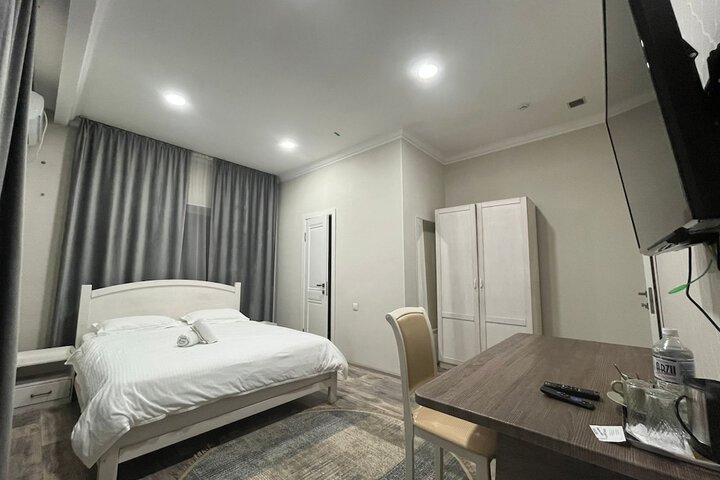 Room 7 of 22