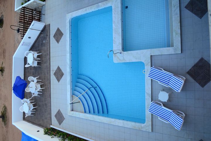 Pool Hotel