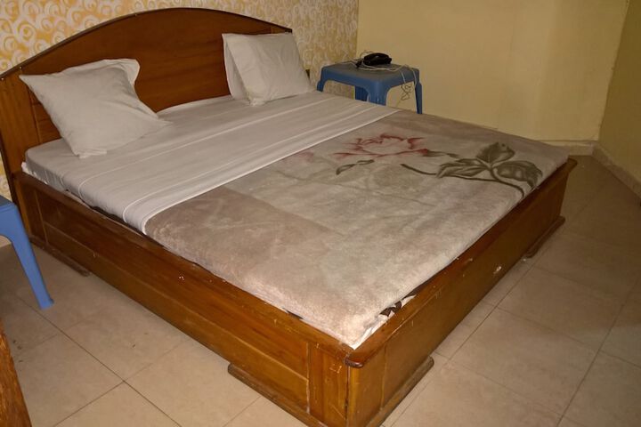 Room 14 of 67