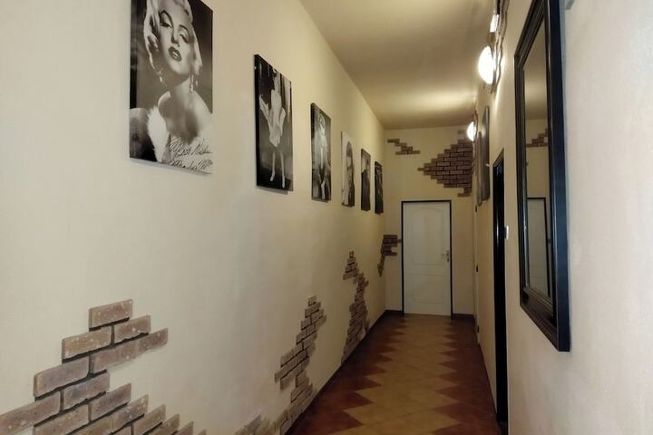 Hotel Interior 77 of 99