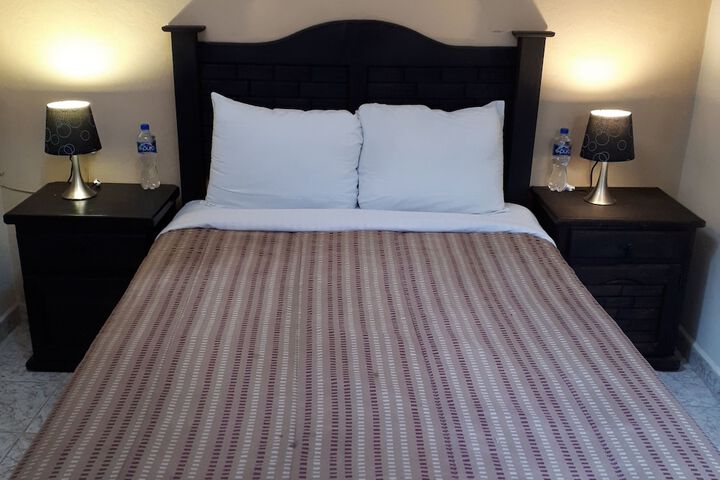 Room 42 of 94