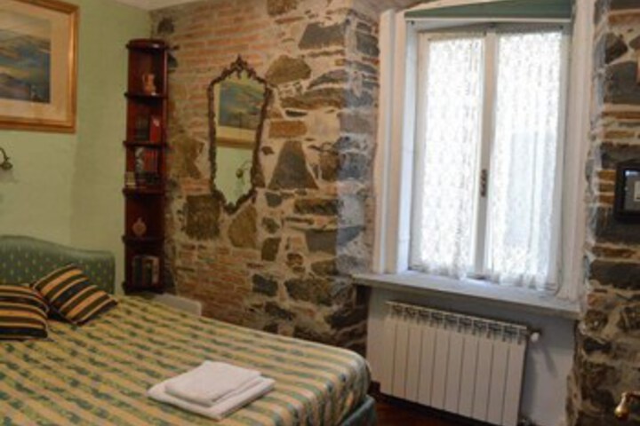 Room 18 of 20