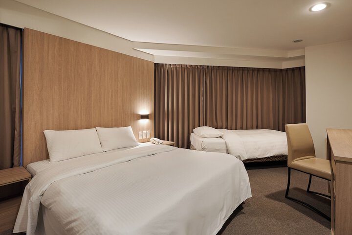 Room 7 of 23