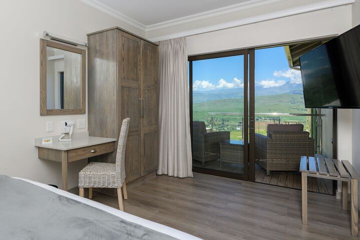 Room 4 of 109