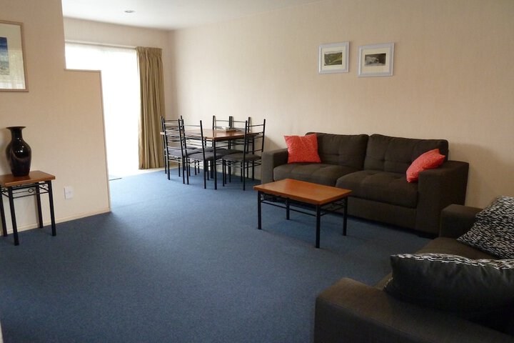 Room 13 of 42