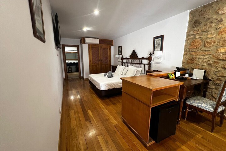 Room 20 of 119