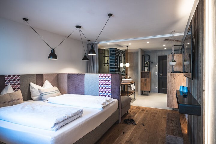 Room 54 of 131