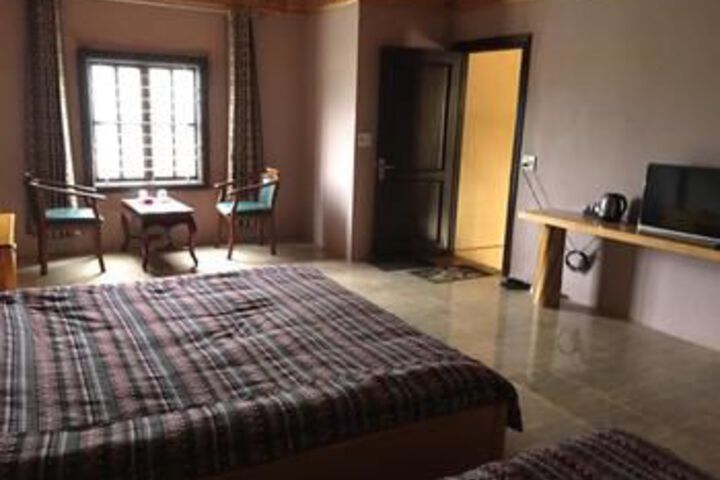 Room 3 of 29