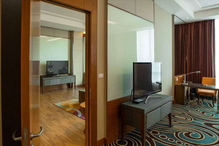 Room 20 of 48